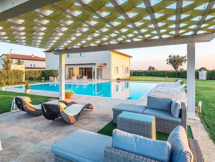 Villa per 13 persone, con piscina e giardino a Monsummano Terme