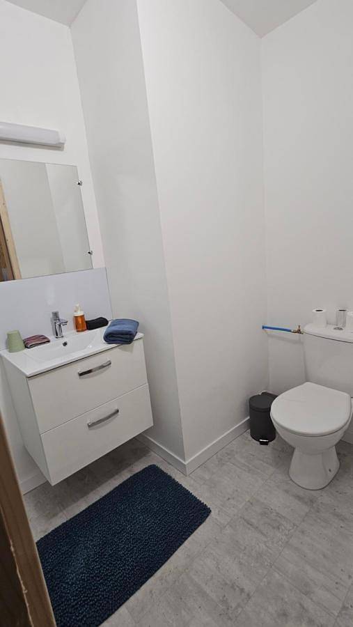 Appartement entier, Studio 4 in Fains-Véel, Région de Bar-le-Duc