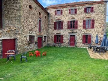 Gîte pour 14 Personnes dans Javaugues, Massif central, Photo 1