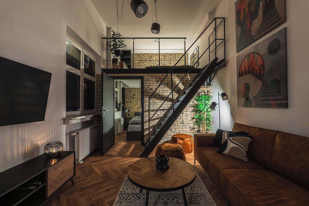 Entire apartment, Central Designer Loft - Modern & Chic in Bratislava, Bratislava region