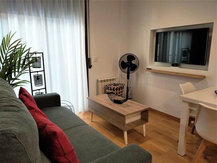 Ferienwohnung für 4 Personen, mit Terrasse in Girona - 3