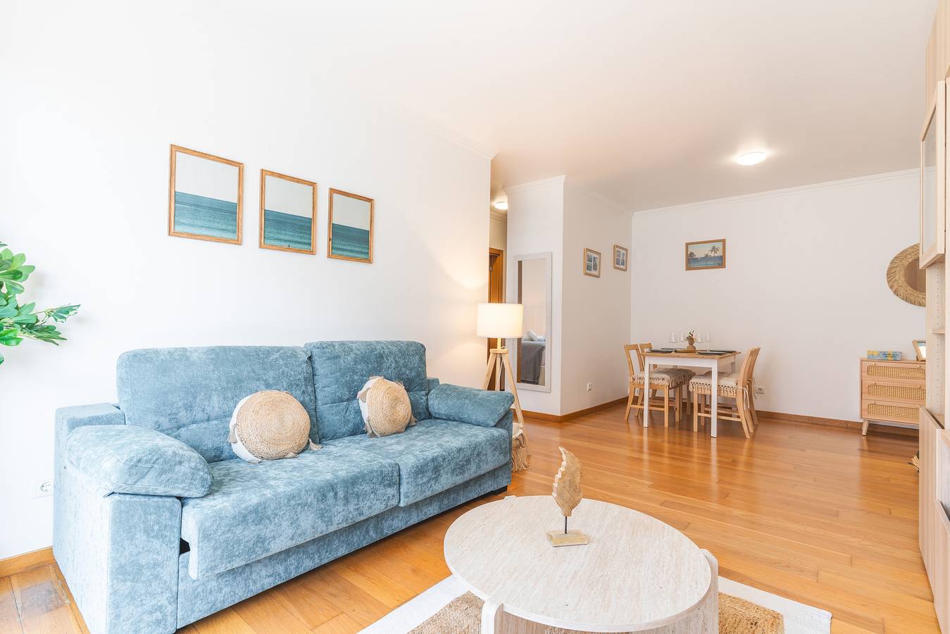 Ganze Wohnung, Coastal Garden Apartment in Caniço, Madeira