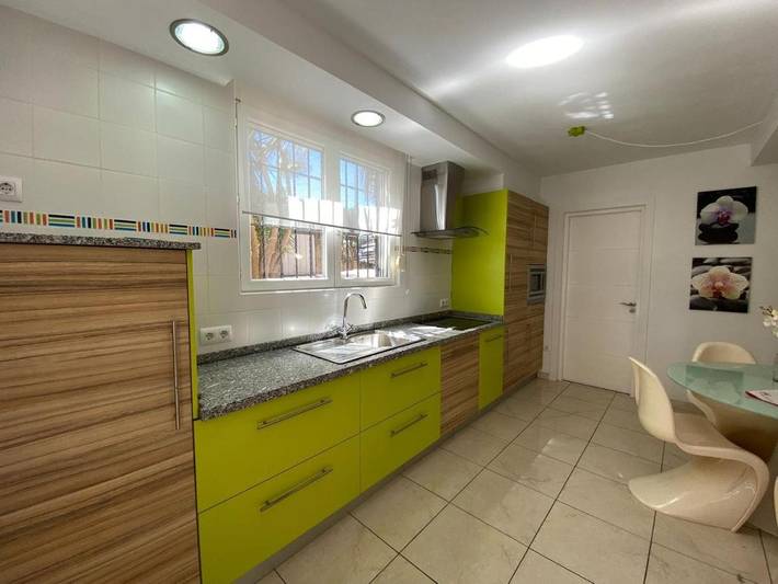 Casa rural para 8 personas, con piscina además de balcón y jardín en San Fulgencio - 4