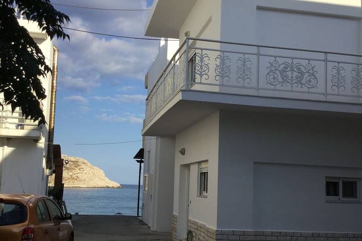 Haraki Beach Wunderschöne Villa mit Blick aufs Wasser - Paradies vor Ihrer Haustür! in Charaki, Rhodos