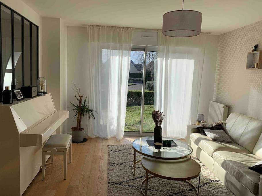 Three-Bedroom Villa in Saint-Grégoire, Région de Rennes
