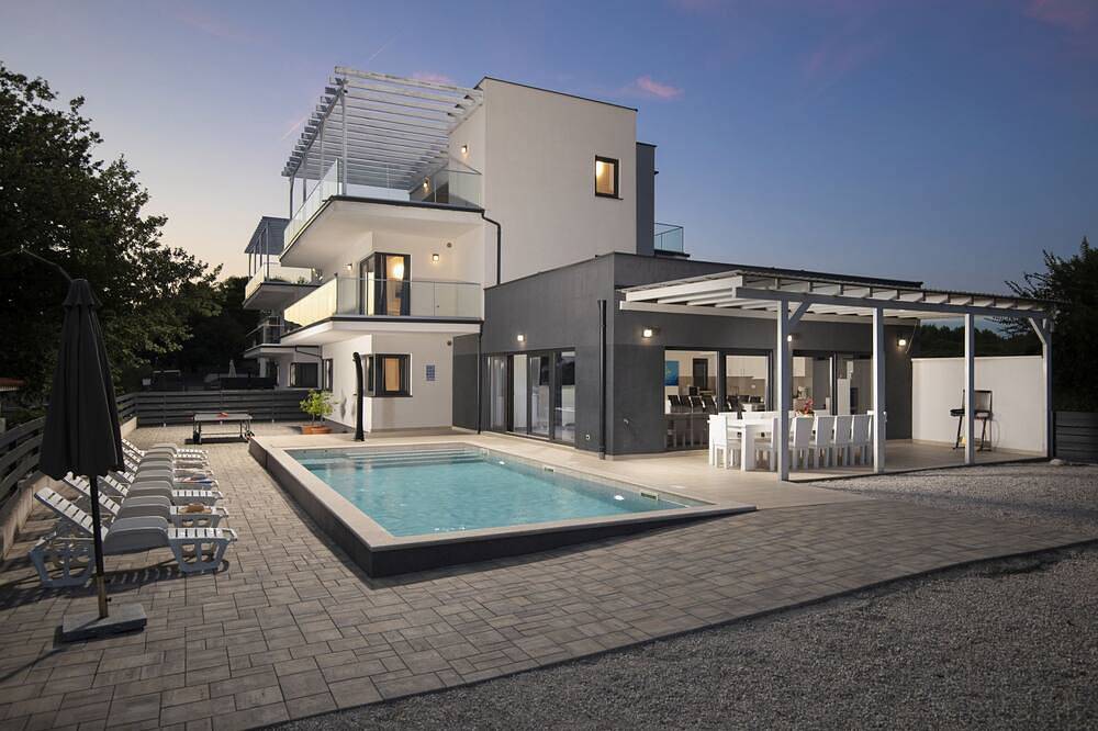 Casa vacanza a Pomer a partire da 414€ a notte