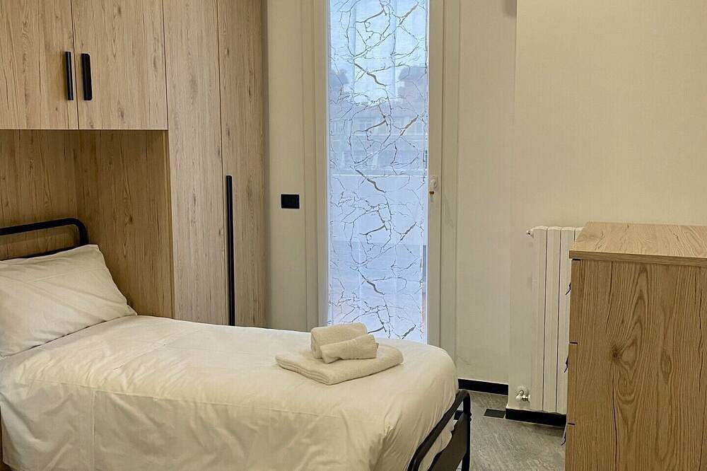 Entire apartment, Bnbook Residenza Balzarotti 1 in Rho, Milan Province