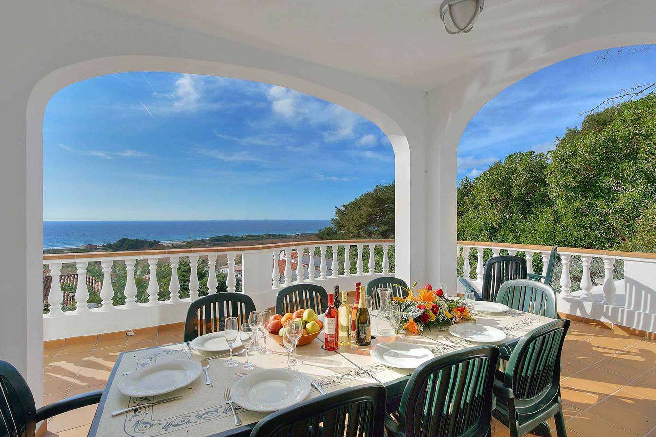Chalet para 11 personas con terraza in San Jaime Mediterráneo, Municipio de Alaior