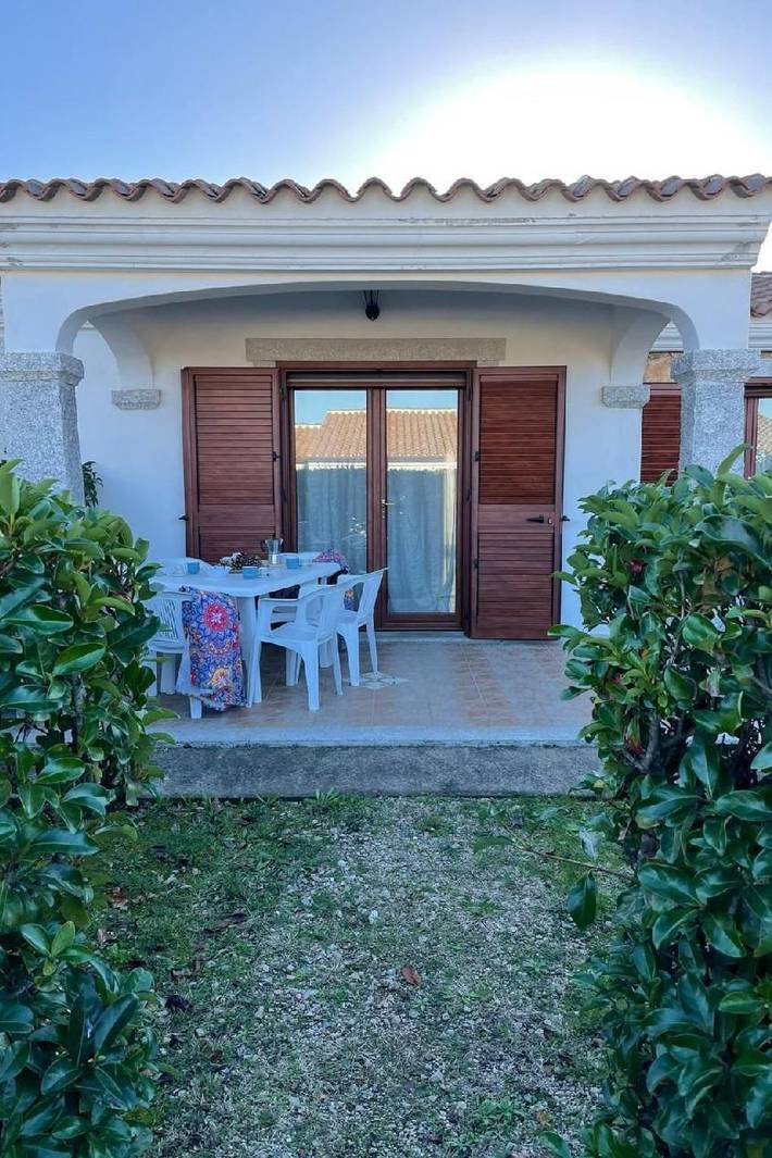 Hütte für 2 Personen, mit Terrasse und Garten auf Sardinien