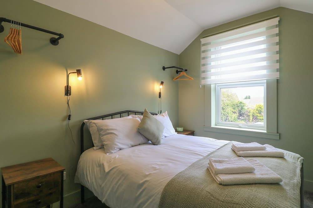 Overton, pet friendly, character holiday cottage in Chesterfield in Chesterfield (desambiguación), Derbyshire