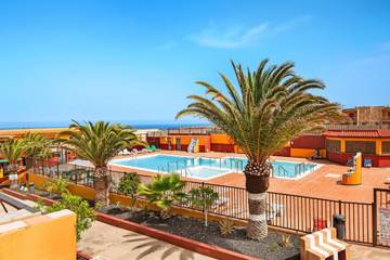 Apartment for 4 People in Nuevo Horizonte, Antigua, Photo 1