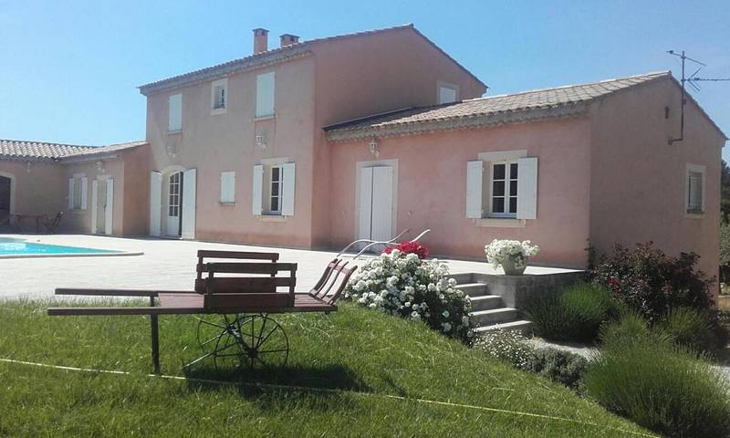Chambre d’hôte pour 4 personnes, avec jardin et piscine, adapté aux familles