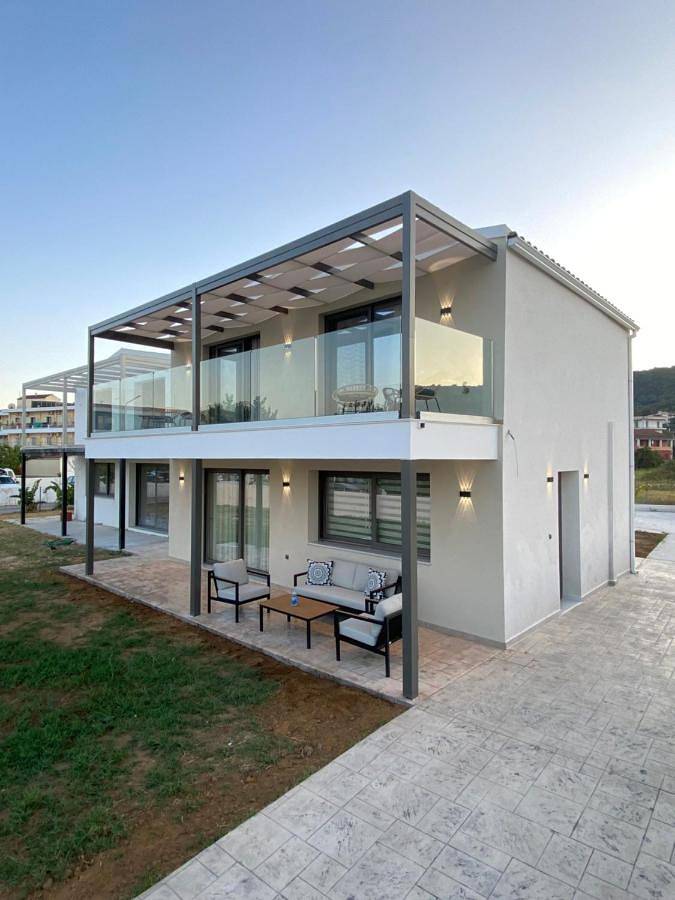 Two-Bedroom House in Μωραΐτικα, Κέρκυρα