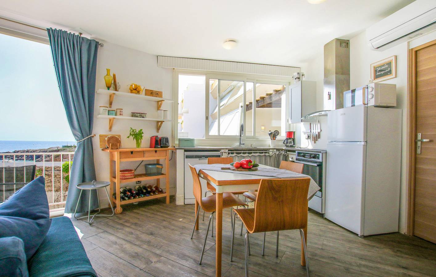 Appartement de vacances entier, Location avec vue sur la mer, terrasse et parking. in Sète, Côte méditerranéenne (France)