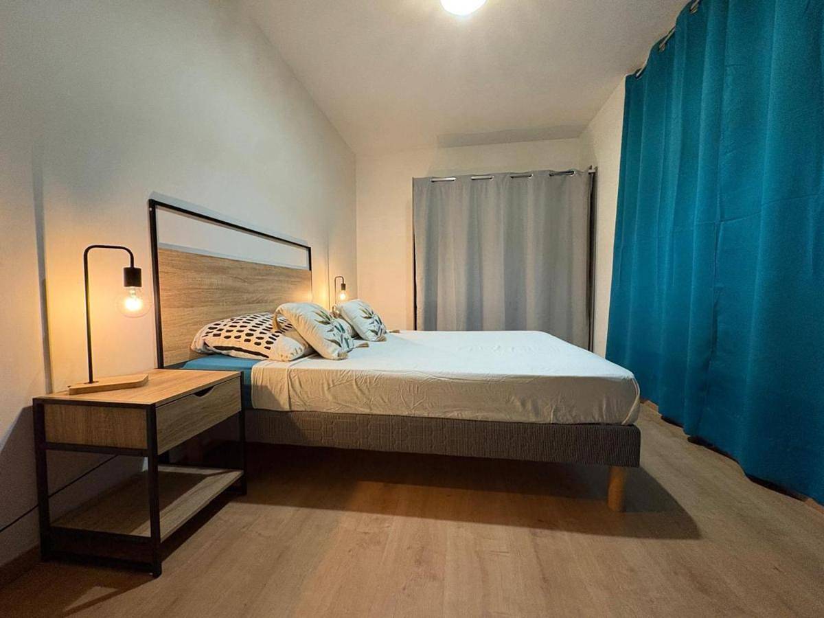Appartement entier, Two-Bedroom Apartment in Hérouville-Saint-Clair, Région de Caen