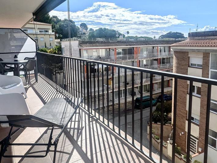Appartamento intero, Appartamento vacanze per 4 persone con balcone in Tossa de Mar, Costa Brava