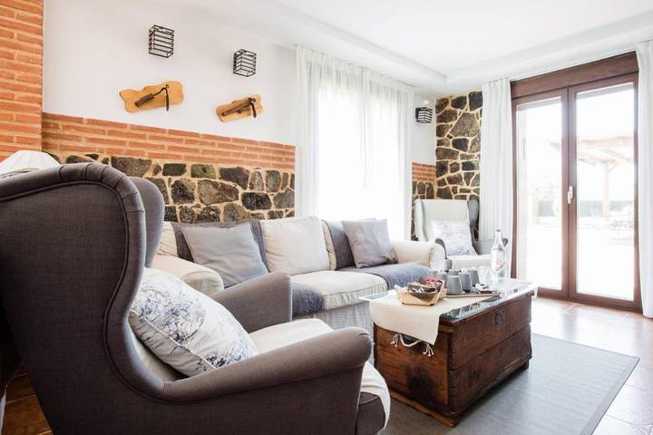 Casa de huéspuedes para 2 personas, con Terraza y Jardín en Garray - 3