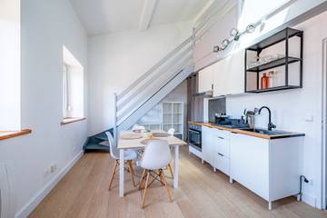 Appartement De Vacances pour 4 Personnes dans Saint-Étienne, Loire, Photo 2