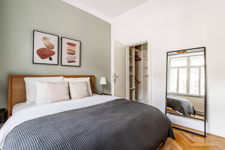Ganze Wohnung, Bright Leopoldstadt 2Br w/ Elevator, nr U1 & U2, by Blueground in Wien, Donau Niederösterreich