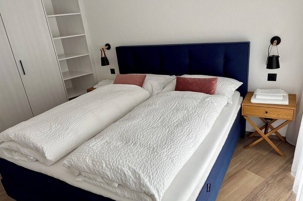 Entire apartment, Chalet Coral | New building ideal for 4 persons in Zermatt, Wallisian Alps