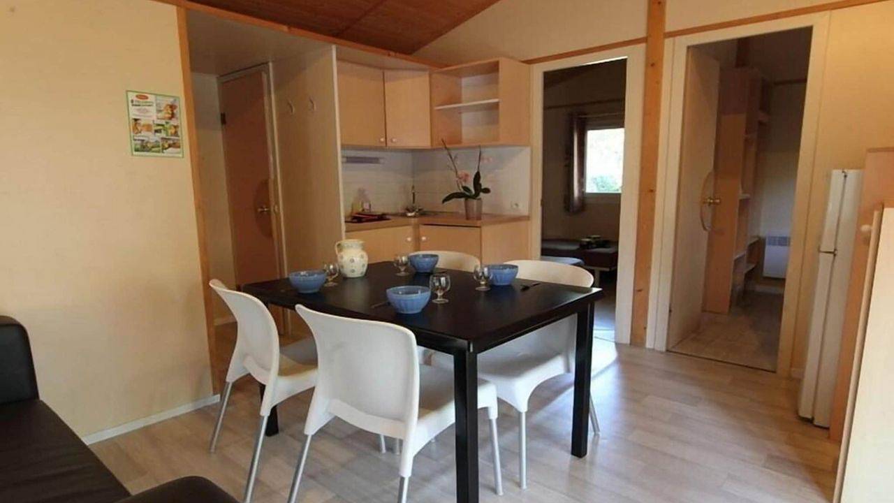 Geheel vakantieappartement, Ferienwohnung für 4 Personen (30 m²) in Signy-l'Abbaye in Signy-l'Abbaye, Ardennen