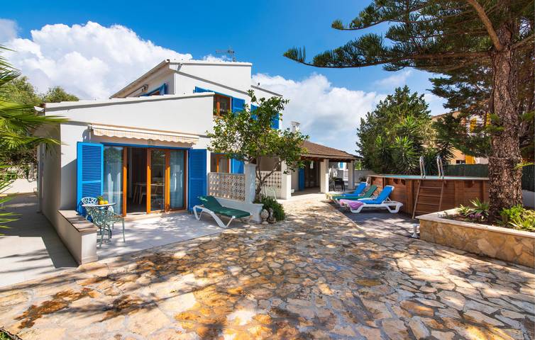 Ferienhaus für 6 Personen, mit Garten und Terrasse in Sa Coma