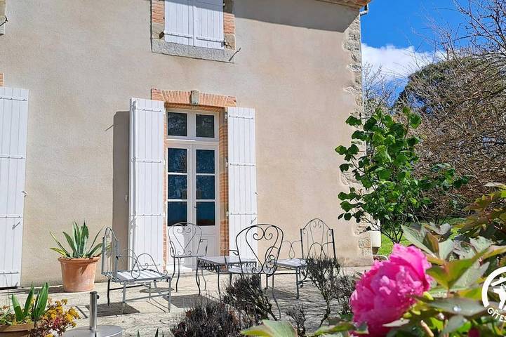 Location de vacances pour 4 personnes, avec jardin, animaux acceptés à Puylaurens