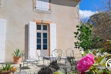 Location de vacances pour 4 personnes, avec jardin, animaux acceptés à Puylaurens