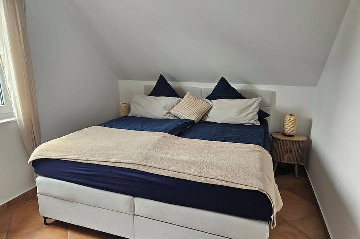 Ganze Wohnung, Ferienwohnung Rieslingfreu(n)de "Wohnung Moni" in Rüdesheim am Rhein, Rheingau-Taunus-Kreis