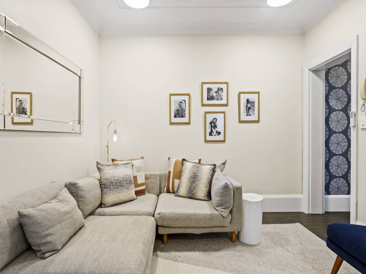 Entire apartment, Comfy 2-Bed Apartment with A/C throughout in Sydney, New South Wales