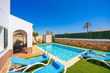 Villa in Ciutadella, Coast of Menorca für 6 