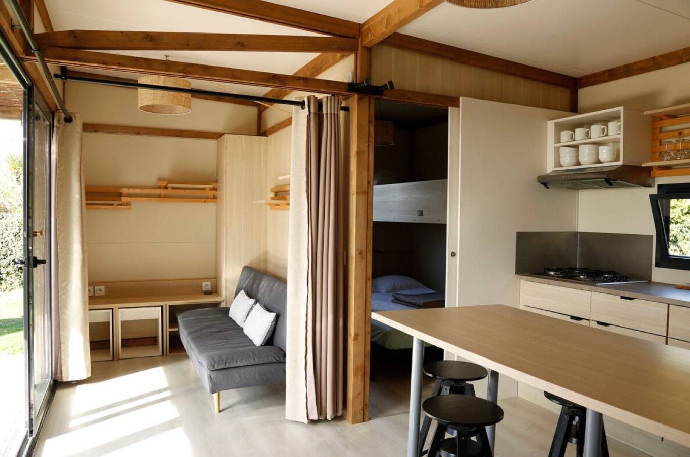 Chalet « 30m² Le phare d'Eckmühl » à Plouhinec, 500m de la plage, 5 personnes in Plouhinec (Finistère), Côte de Cornouaille