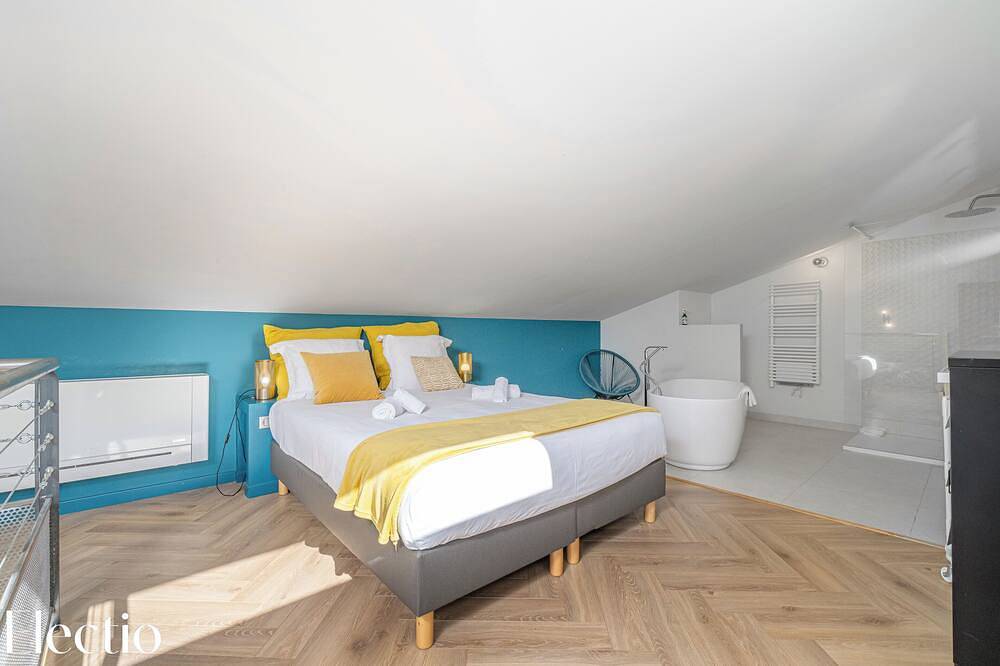 Bastide | Château Constantin in Cadenet, Parc naturel régional du Luberon