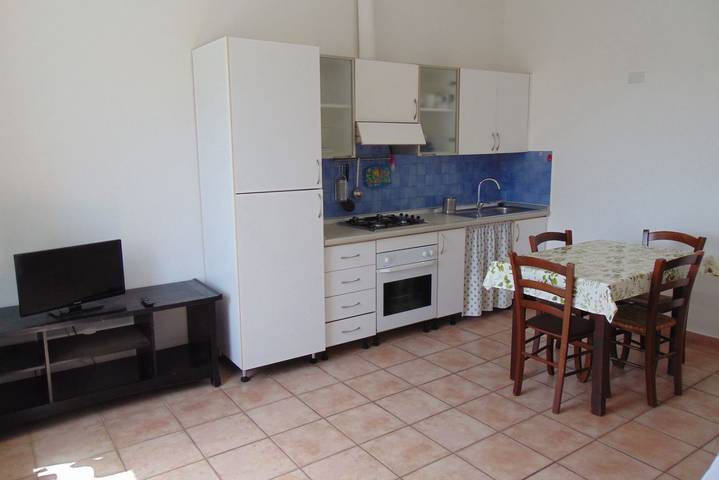 Appartamento intero, S241 - Sirolo, bilocale  completamente ristrutturato in Sirolo, Riviera del Conero