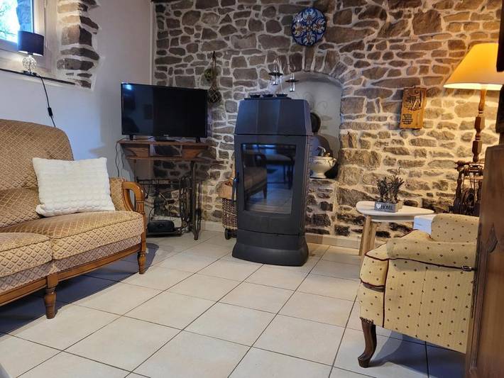 Location de vacances pour 2 personnes, avec terrasse et jardin, animaux acceptés à Pléhédel - 3