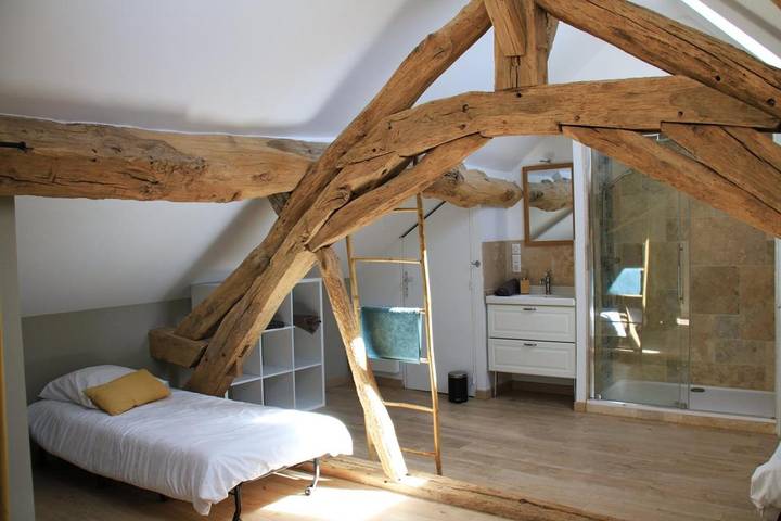 Location de vacances pour 8 personnes, avec Balcon ainsi que Terrasse et Vue dans Villars-Fontaine