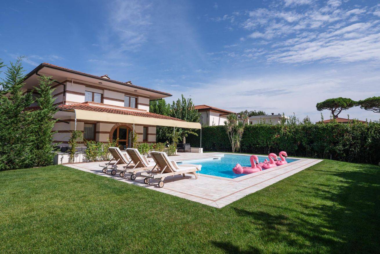 Ganze Wohnung, Ferienwohnung für 14 Personen mit Sauna in Forte dei Marmi, Italienische Riviera