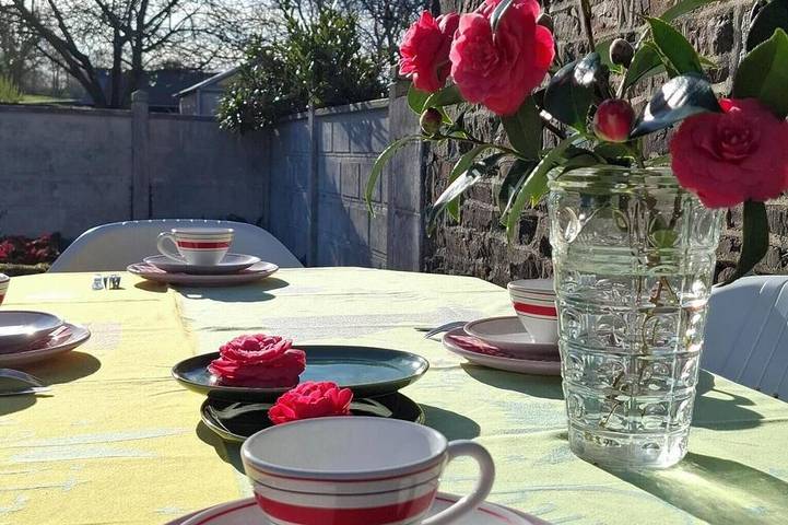 Location de vacances pour 10 personnes, avec jardin, animaux acceptés à La Gohannière