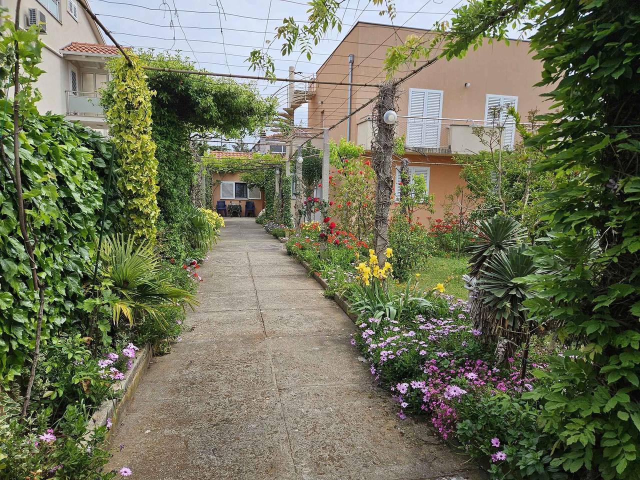 Ganze Ferienwohnung, Ferienwohnung im Erdgeschoss  in Zadar Stadt, Zadar (Kommun)