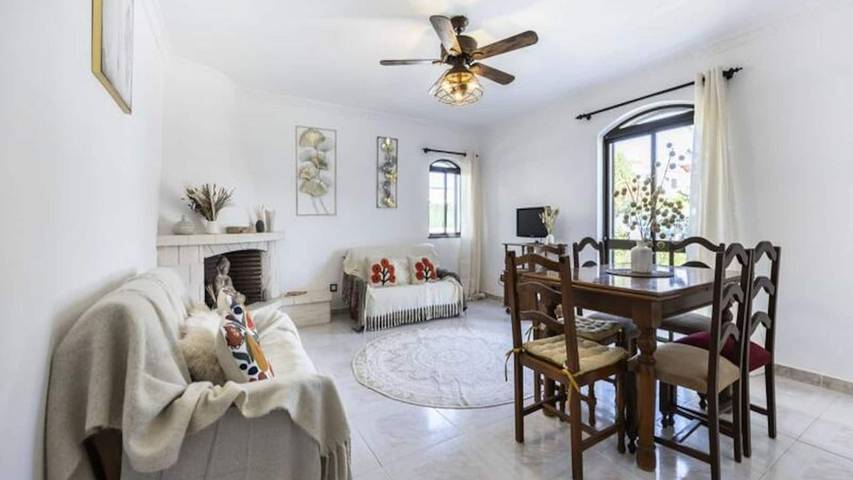 Apartamento de férias para 11 pessoas, com jardim em Altura