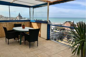 Gîte pour 4 personnes, avec jardin et balcon à Woignarue
