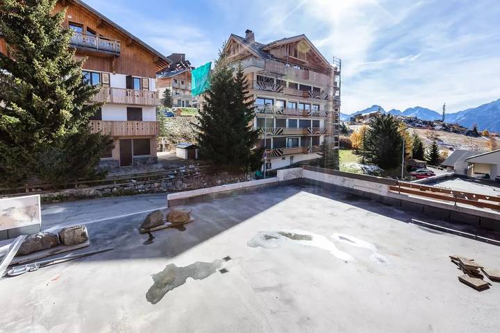 Gîte pour 4 personnes, avec vue et terrasse dans Office de Tourisme de l'Alpe d'Huez - 2