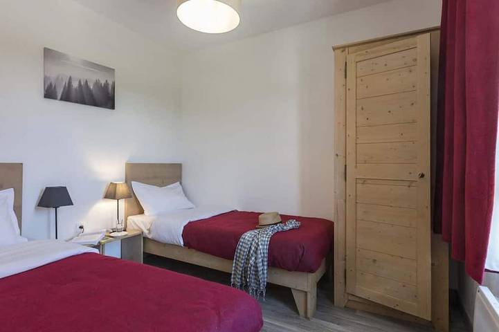 Appartement entier, Wifi, pied des pistes de ski, piscine, balcon, parking, télévision, casier à ski, 26m² in Saint-Sorlin-d'Arves, Région de Saint-Jean-de-Maurienne