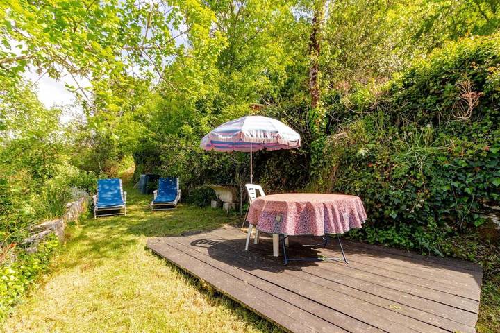 Location de vacances pour 3 personnes, avec jardin et vue à Cabrerets - 3