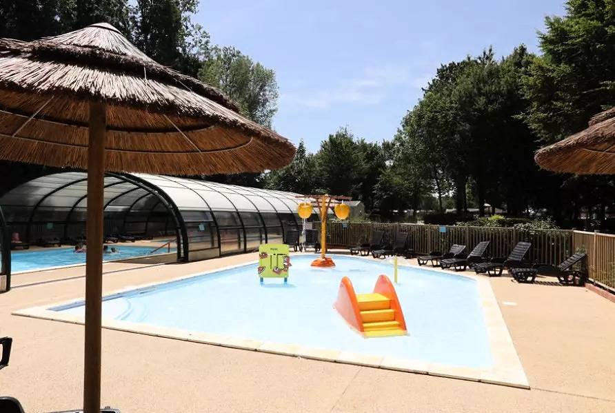 Cottage Standing 3 Pièces 4/6 Personnes Climatisé + Tv in Moyenneville, Région d'Abbeville