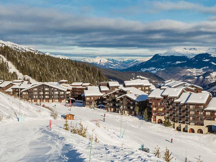 Camping para 4 personas, con Balcón/Terraza además de Balcón y Sauna en Les Trois Vallées
