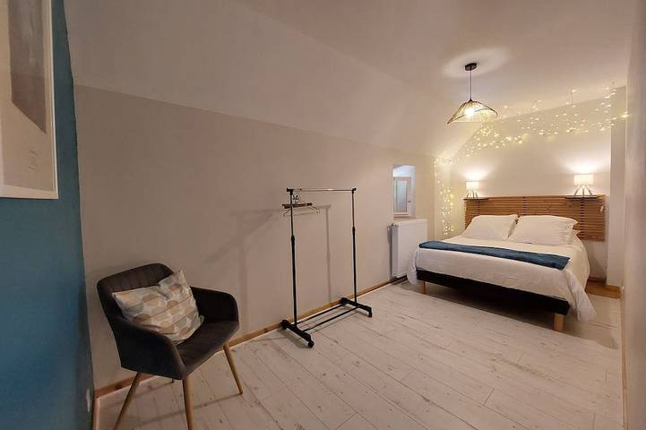 Location de vacances pour 4 personnes, avec jardin à Saint-Gervais-en-Vallière - 4