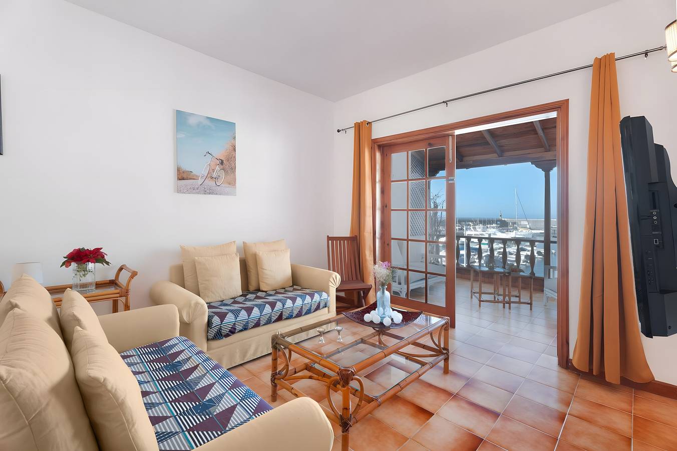 Appartement entier, Appartement de vacances « Beautiful Apart Acantilado 2bed » avec vue mer, terrasse privée et Wi-Fi in Playa de los Guíos, Santiago del Teide