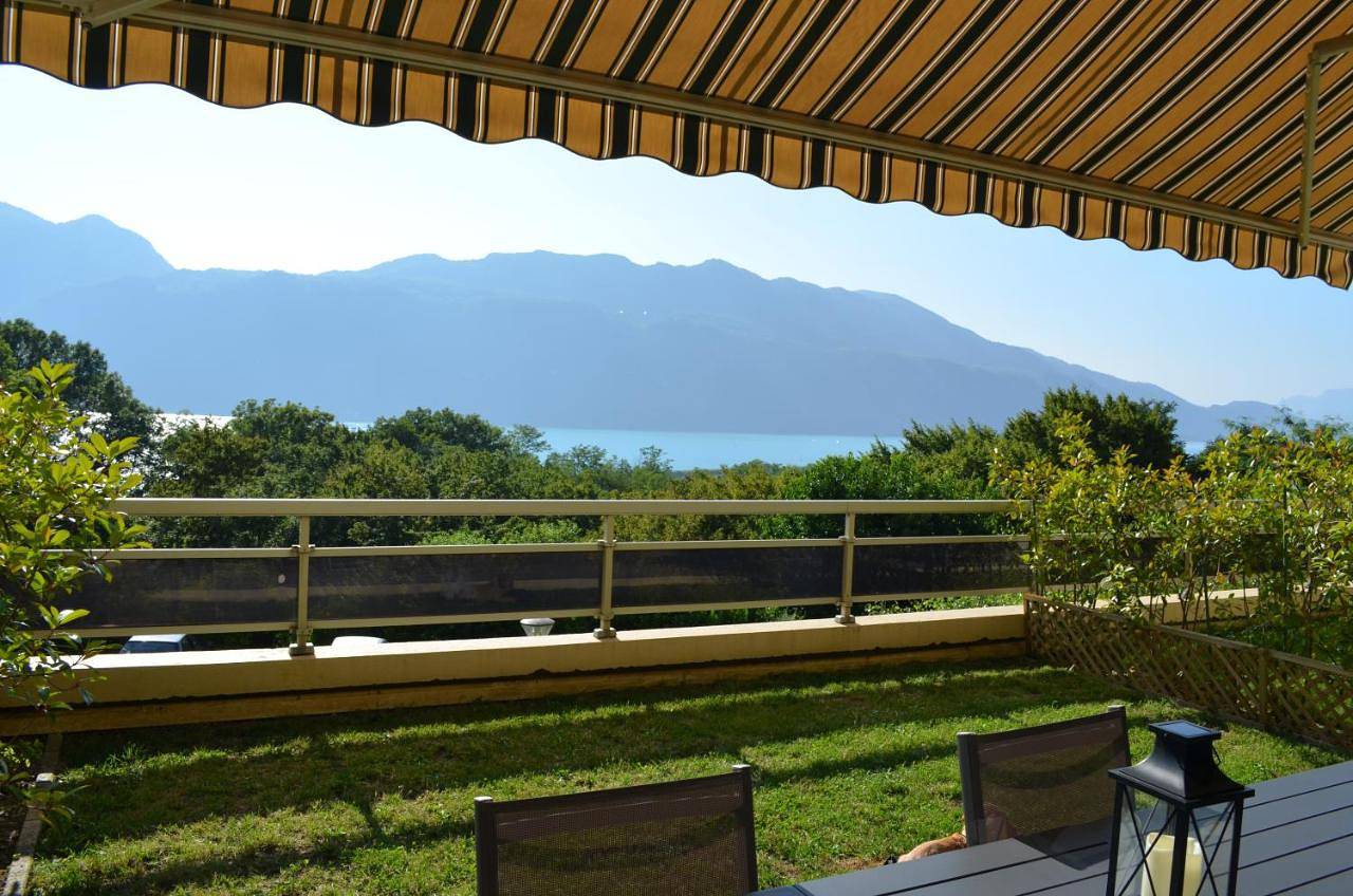 Appartement entier, Apartment with Lake View in Tresserve, Région de Chambéry