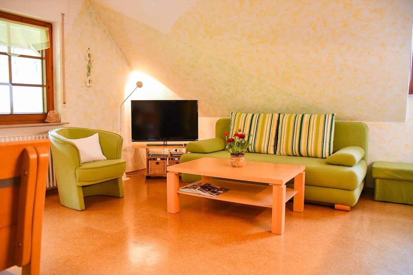 Entire apartment, Apartment 'Ferienwohnung Moog' with Shared Garden, Balcony and Wi-Fi in Steinach, Central Black Forest